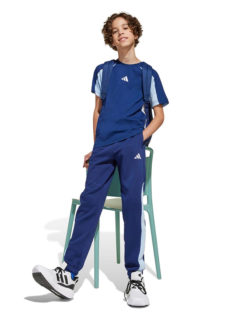 اديداس تيشيرت أساسي موسمي بألوان متداخلة للشباب - Image 5